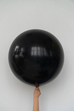 Гелиевый шар черный 60 см